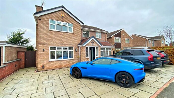 4 Bedroom Detached House For Sale In Howells Avenue, Great Sutton, CH66