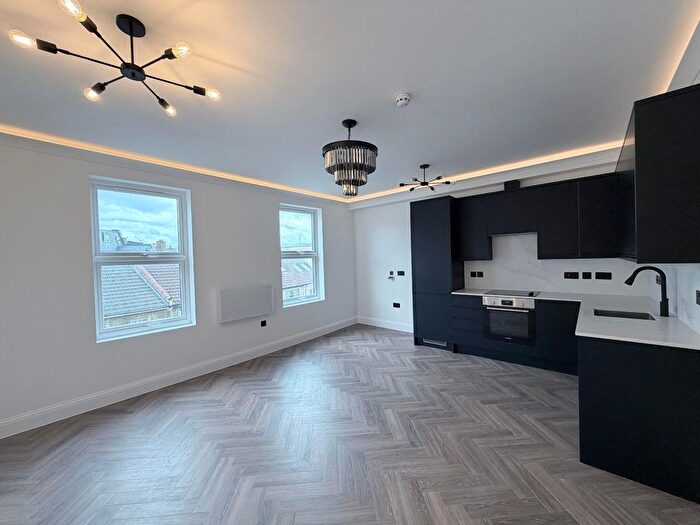 1 Bedroom Flat To Rent In Church Road, Acton, W3