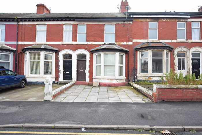 2 Bedroom Flat To Rent In Clifford Road, Blackpool, FY1