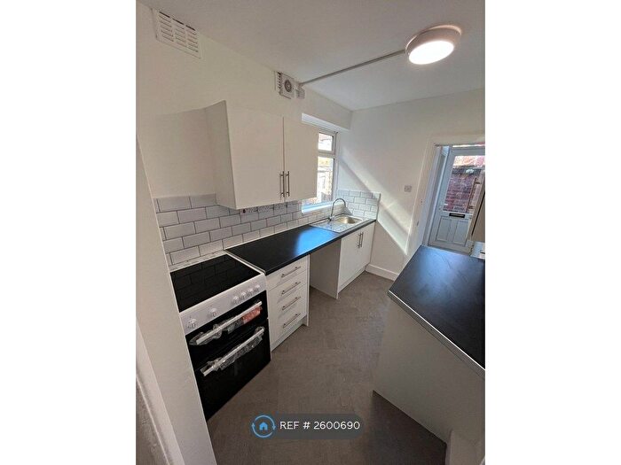 2 Bedroom Terraced House To Rent In Recreation Drive, Shirebrook, Mansfield, NG20