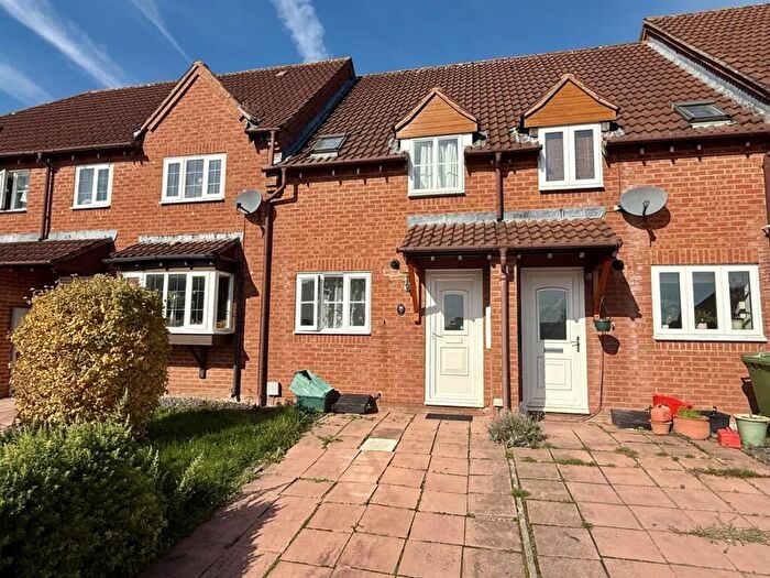 2 Bedroom Terraced House For Sale In Russett Way, Newent, GL18
