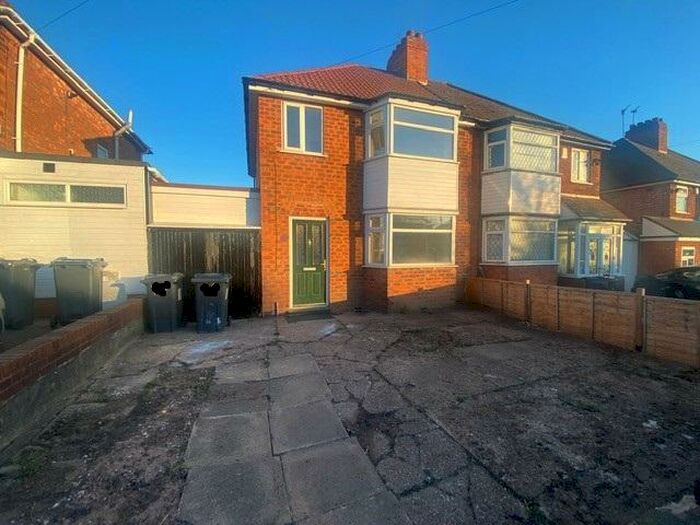 3 Bedroom House To Rent In Silverdale Road, Erdington., B24