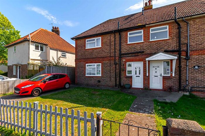 3 Bedroom Semi-Detached House For Sale In Dominion Road, Worthing, BN14