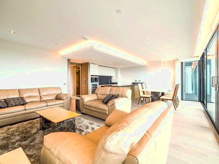 2 Bedroom Flat To Rent In Merano Residence, Albert Embanbkment, London, SE1