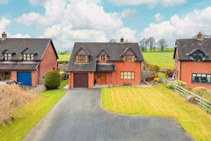 4 Bedroom Detached House For Sale In Cae Llewelyn, Cilmery, Builth Wells, LD2