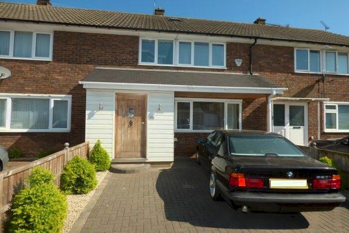 3 Bedroom Property To Rent In The Knares, Basildon SS16