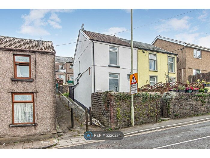 3 Bedroom Semi-Detached House To Rent In Llantrisant Road, Graig, Pontypridd, CF37