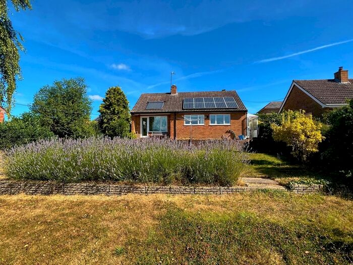 3 Bedroom Bungalow To Rent In Curvalion Road, Creech St Michael, Taunton, TA3