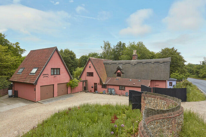 6 Bedroom Detached House For Sale In Stradishall, Suffolk, CB8