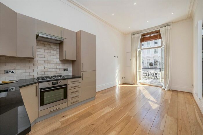 2 Bedroom Flat To Rent In Queens Gate Terrace, South Kensington, SW7