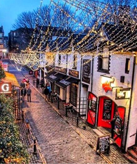 1 Bedroom Flat To Rent In Dumbarton Road, G11