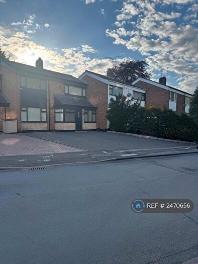 4 Bedroom Terraced House To Rent In Meadow Avenue, West Bromwich, B71