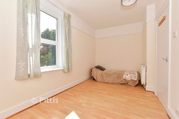 1 Bedroom Flat For Sale In John Street, Ryde, Isle Of Wight, PO33