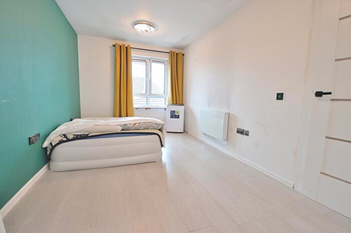 2 Bedroom Apartment To Rent In Broad Street, Northampton, NN1