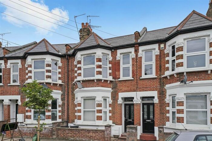 1 Bedroom Flat To Rent In Bendemeer Road, London, SW15