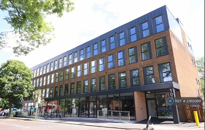 2 Bedroom Flat To Rent In Manchester Road, Chorlton Cum Hardy, Manchester, M21