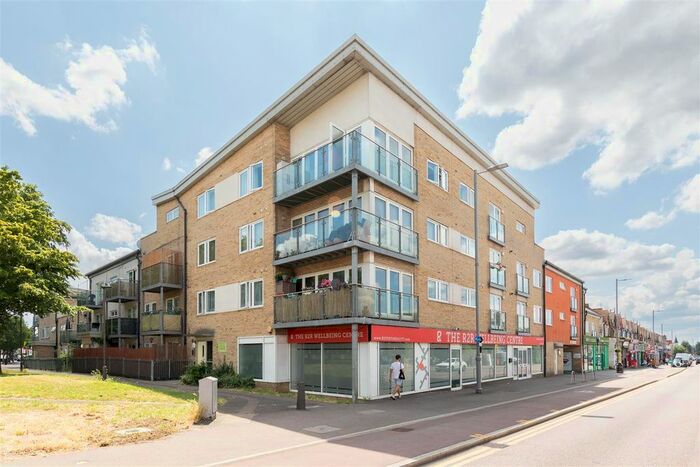 1 Bedroom Flat To Rent In Hennessy Court, Leyton, E10