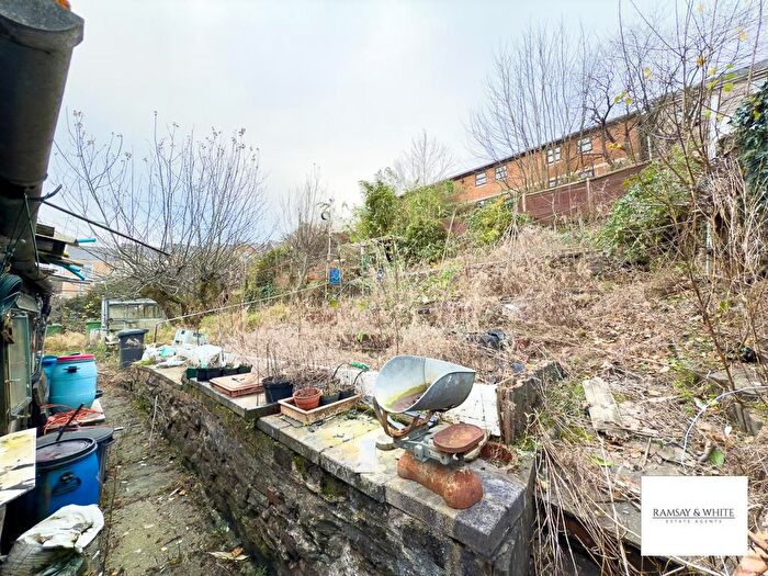 3 Bedroom End Of Terrace House For Sale In George Terrace, Mountain Ash, Mid Glamorgan, CF45