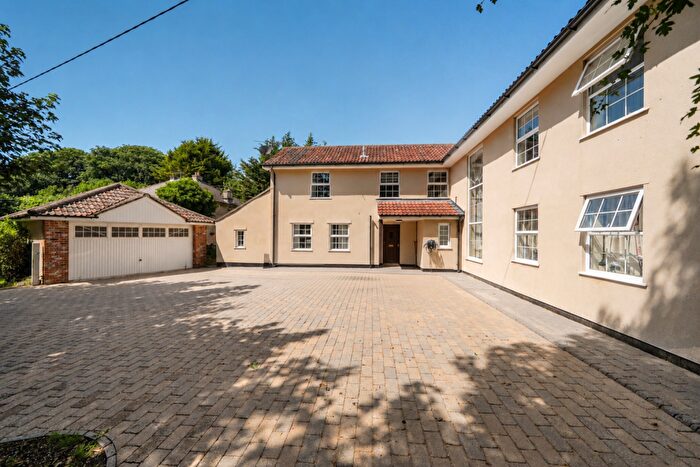 4 Bedroom Detached House For Sale In Edge Of Village Location, Chilcompton Between Wells And Bath, BA3