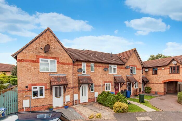 1 Bedroom Terraced House To Rent In Sallow Close, Bicester, OX26