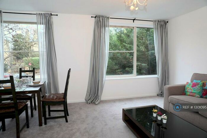1 Bedroom Flat To Rent In St. Johns Park, London, SE3