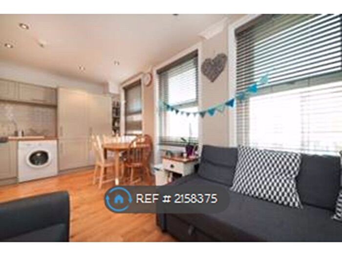 2 Bedroom Flat To Rent In Harrow Road, London, W9