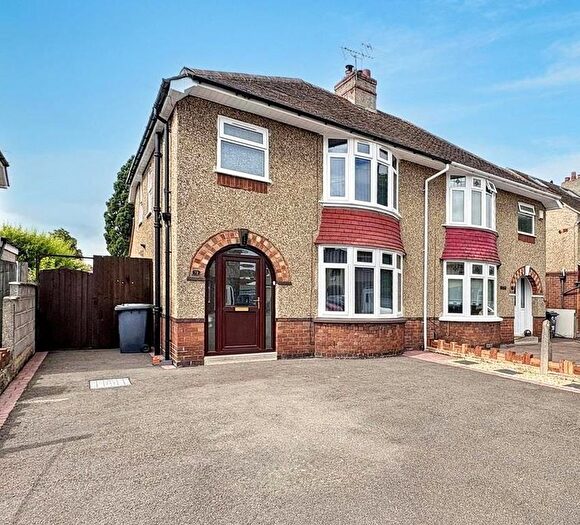 3 Bedroom Semi Detached House For Sale In Marlborough Road, Gloucester, GL4