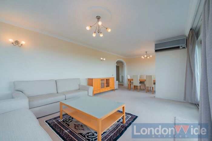 3 Bedroom Apartment To Rent In Southbury, Loudoun Road, London, NW8