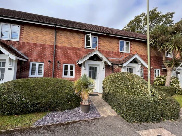 2 Bedroom Terraced House To Rent In Vicarage Gardens, Hordle, Lymington, Hampshire, SO41