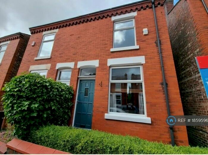 2 Bedroom Semi-Detached House To Rent In Mountfield Road, Stockport, SK3
