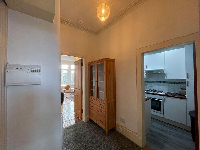 1 Bedroom Flat To Rent In Clifford Street, Glasgow, G51