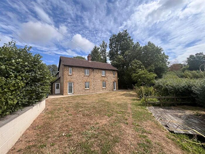 4 Bedroom Detached House To Rent In Hill End, Hardington Mandeville, Yeovil, BA22