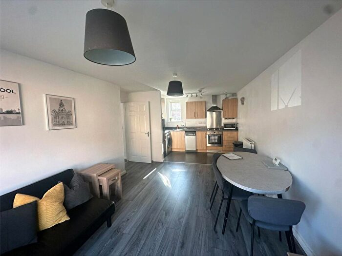 2 Bedroom Flat For Sale In Courtier Close, Liverpool, Merseyside, L5