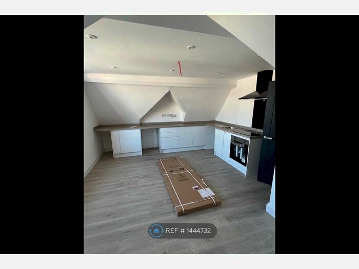 1 Bedroom Flat To Rent In Longton Grove Road, Weston-Super-Mare, BS23