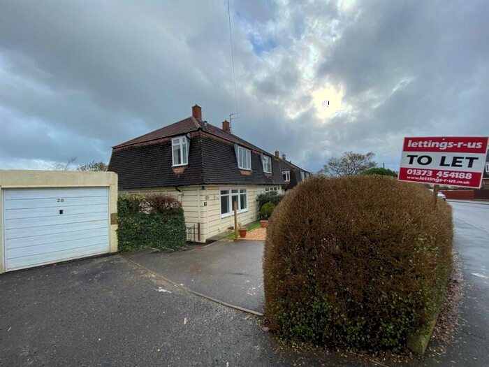 3 Bedroom House To Rent In St Johns Road, Frome, Somerset, BA11