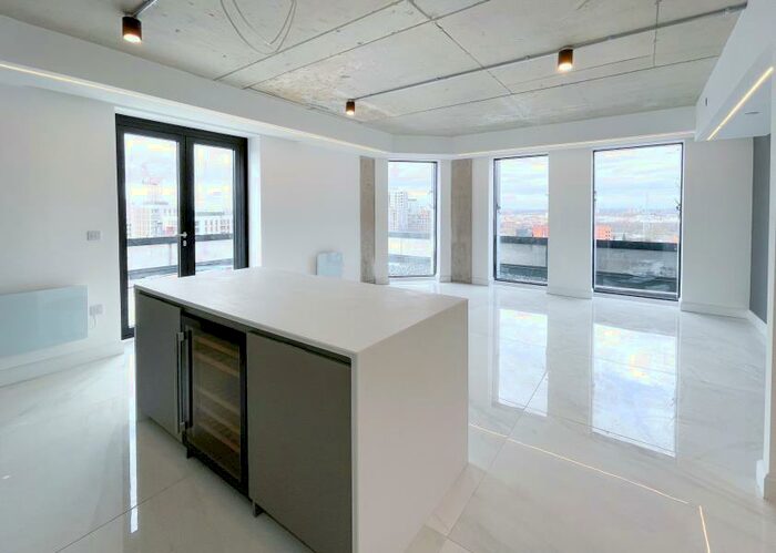 3 Bedroom Apartment To Rent In Apt . :: One Silk Street, M4