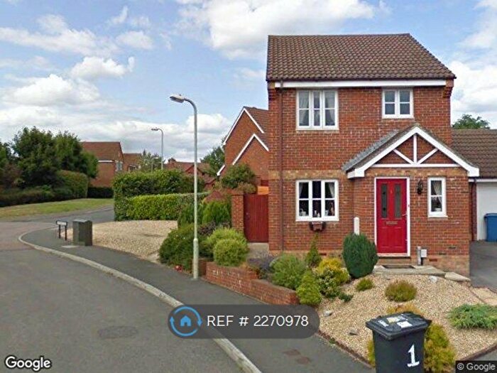 3 Bedroom Semi-Detached House To Rent In Pawmers Mead, Fleet, GU52