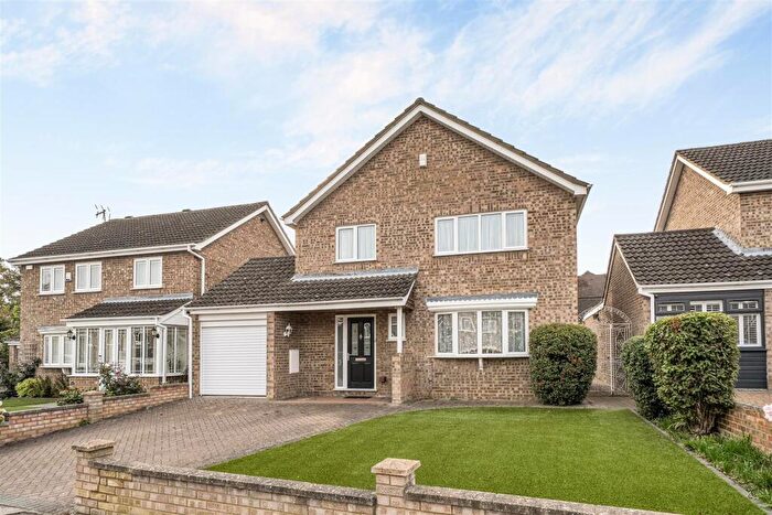 4 Bedroom Detached House For Sale In Marlborough Park, Kempston, Bedford, MK42