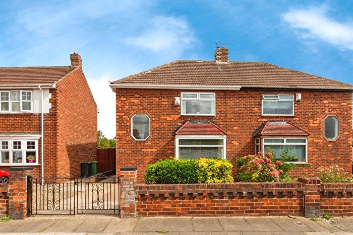 2 Bedroom Semi-Detached House For Sale In Kingsley Avenue, Hartlepool, TS25