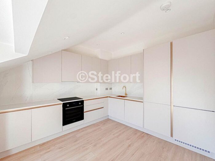 2 Bedroom Apartment To Rent In Chichele Road, London, NW2