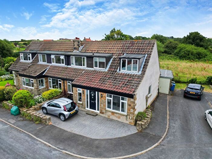 4 Bedroom Semi-detached House For Sale In Linden Lane, Newholm, YO21