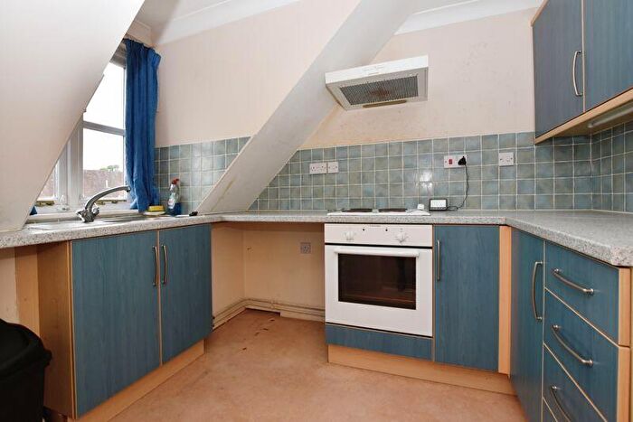 1 Bedroom Flat To Rent In Stonehenge Walk, Amesbury, SP4