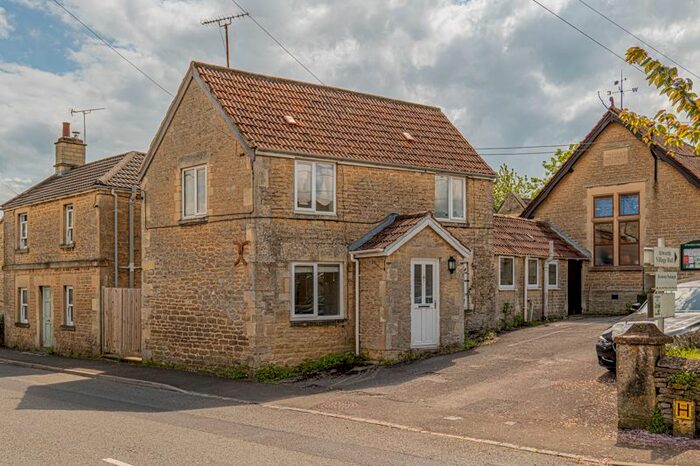 2 Bedroom Link Detached House For Sale In Bath Road, Atworth, Melksham, SN12
