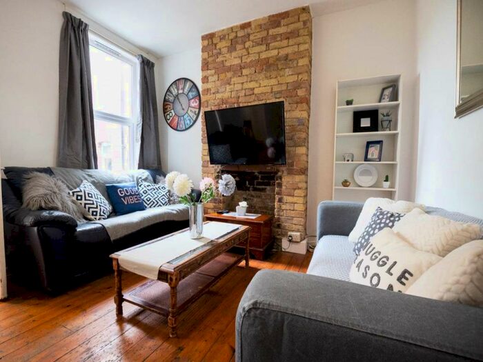 5 Bedroom House To Rent In St Martin's Road, Canterbury, Kent, CT1