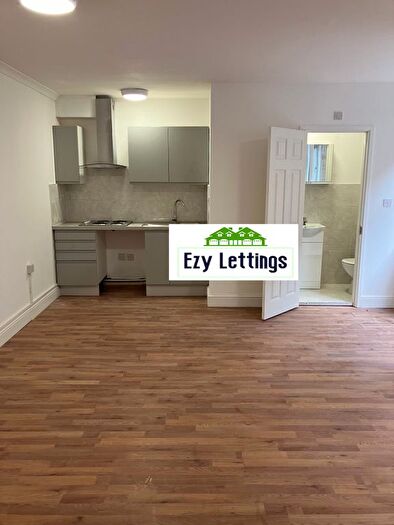 Studio To Rent In Bensham Grove, Thornton Heath, CR7