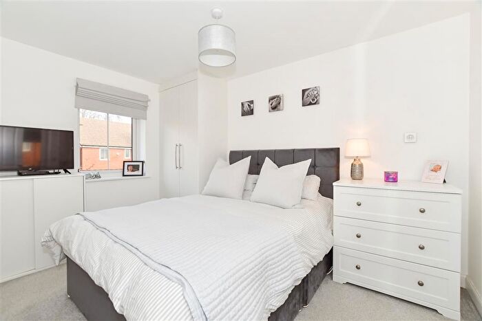 3 Bedroom End Of Terrace House For Sale In Clementina Crescent, Haywards Heath, West Sussex, RH16