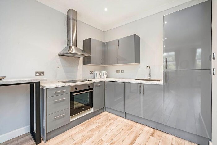 3 Bedroom Flat To Rent In Stanhope Gardens, South Kensington, SW7