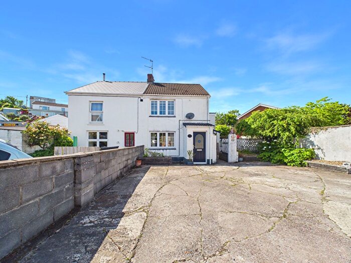 3 Bedroom Semi-Detached House For Sale In Hebron Close, Clydach, SA6