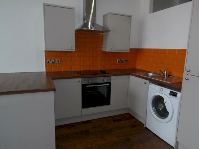 Apartment To Rent In Newspaper House, BB1