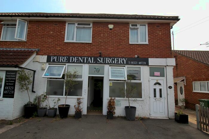 2 Bedroom Flat To Rent In Broad Road, Eastbourne, East Sussex, BN20